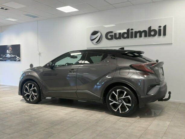 toyota-c-hr-elektrisitetbensin-2017-big-2