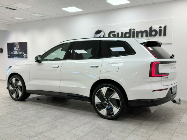 volvo-ex90-elektrisitet-2025-big-4