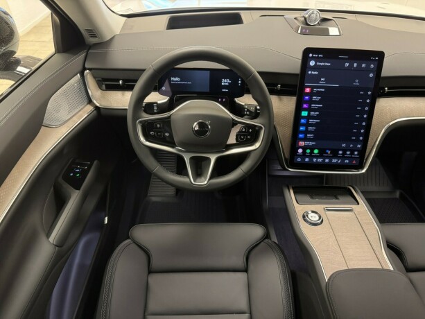 volvo-ex90-elektrisitet-2025-big-12