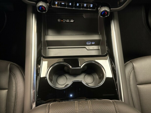 chevrolet-tahoe-diesel-2025-big-28