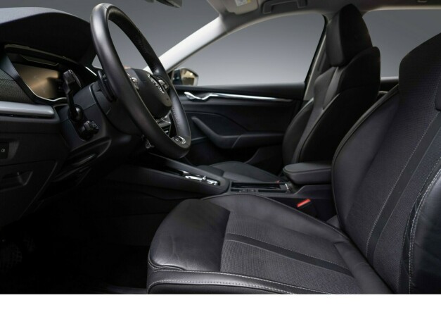 skoda-octavia-elektrisitetbensin-2021-big-22