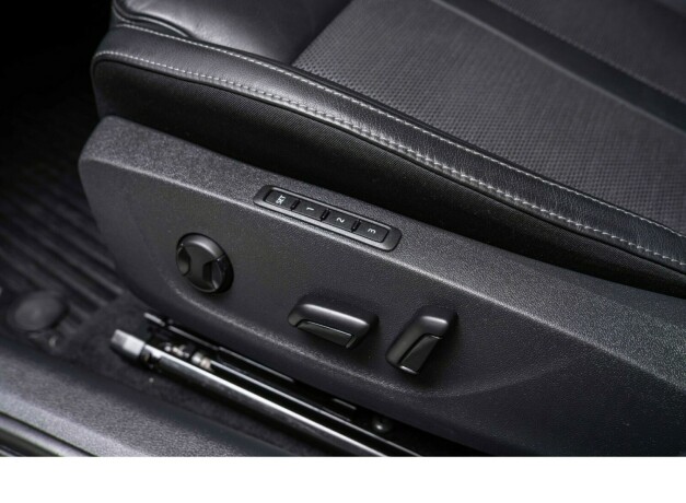 skoda-octavia-elektrisitetbensin-2021-big-23