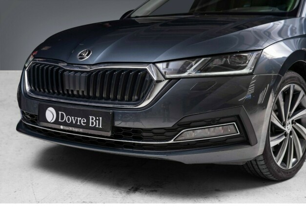 skoda-octavia-elektrisitetbensin-2021-big-4