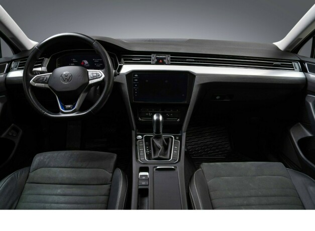 volkswagen-passat-elektrisitetbensin-2021-big-23