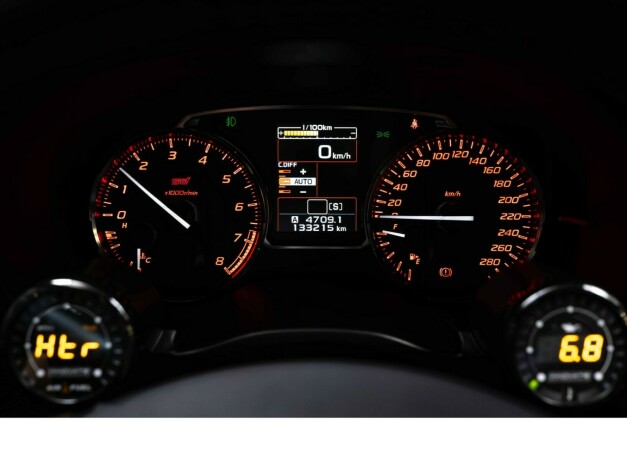 subaru-impreza-bensin-2014-big-23