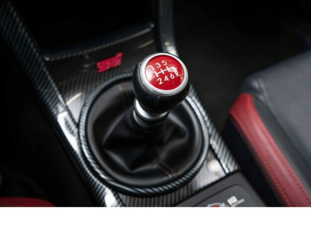 subaru-impreza-bensin-2014-big-26