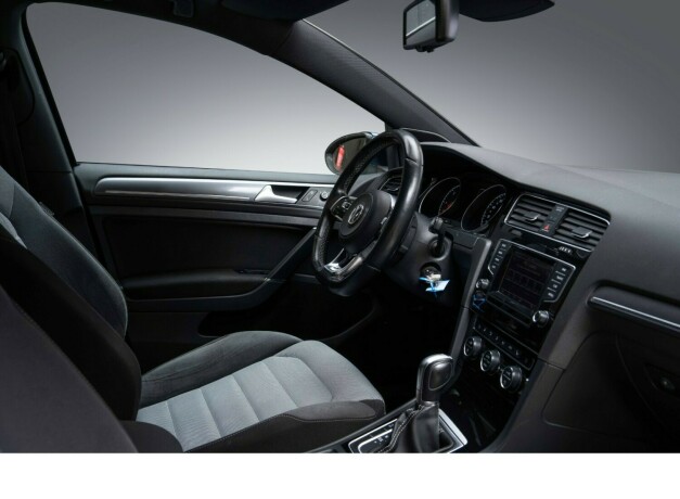 volkswagen-golf-diesel-2015-big-25