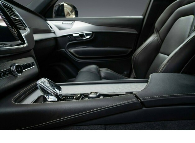 volvo-xc-90-elektrisitetbensin-2023-big-23