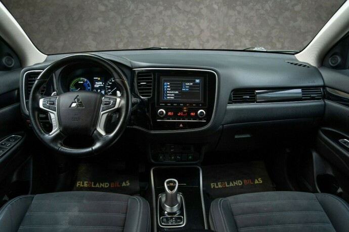 mitsubishi-outlander-elektrisitetbensin-2021-big-28