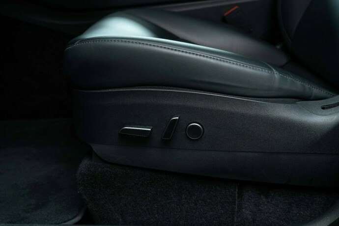 tesla-model-y-elektrisitet-2021-big-23