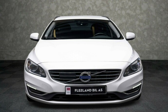 volvo-v60-elektrisitetdiesel-2018-big-6