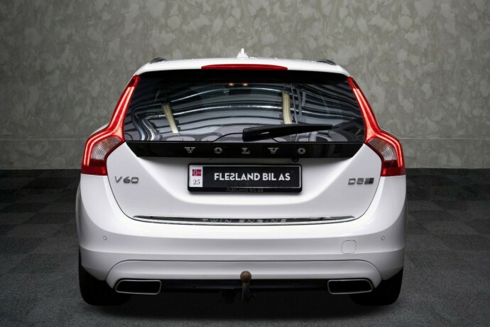 volvo-v60-elektrisitetdiesel-2018-big-7