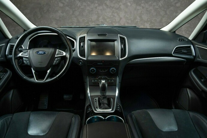 ford-s-max-diesel-2016-big-29