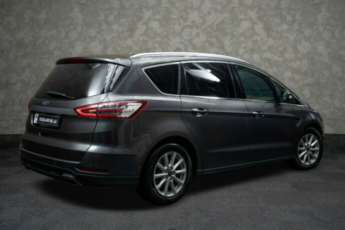 ford-s-max-diesel-2016-big-7