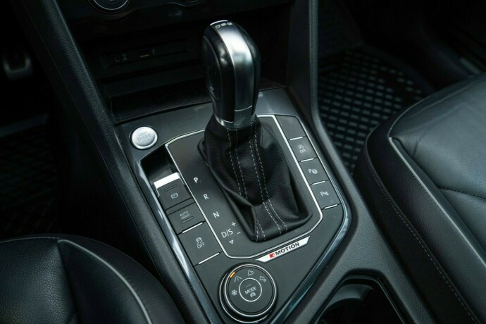 volkswagen-tiguan-bensin-2017-big-19