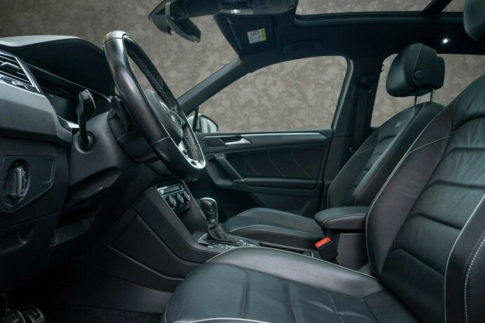 volkswagen-tiguan-bensin-2017-big-25