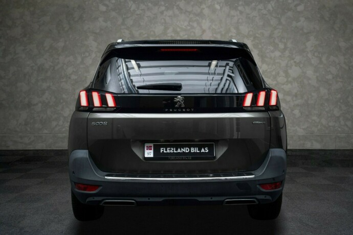 peugeot-5008-bensin-2019-big-8