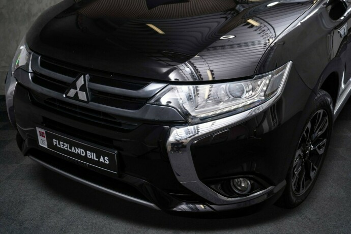 mitsubishi-outlander-elektrisitetbensin-2016-big-2