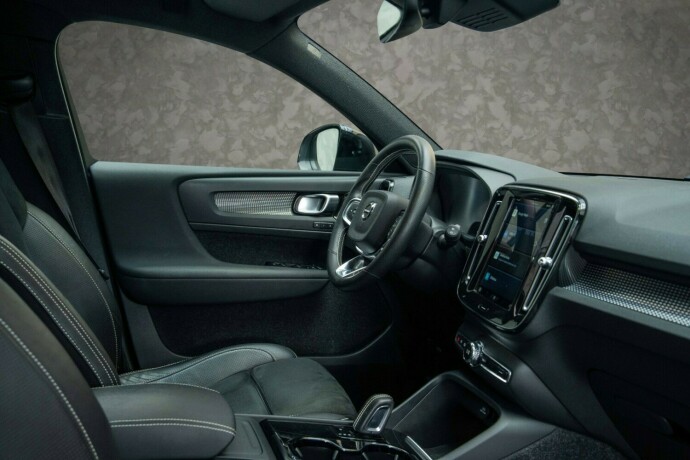 volvo-xc-40-elektrisitet-2021-big-32
