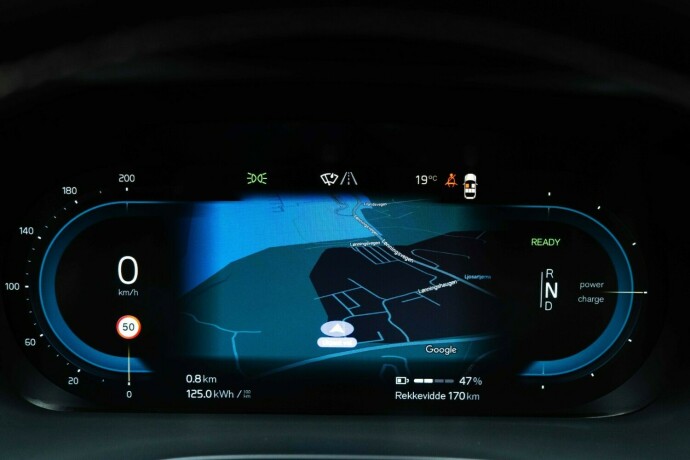 volvo-xc-40-elektrisitet-2021-big-12