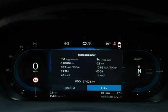 volvo-xc-40-elektrisitet-2021-big-11