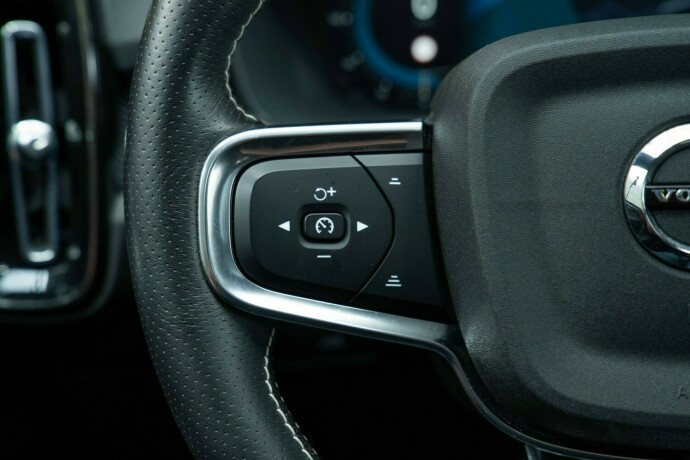 volvo-xc-40-elektrisitet-2021-big-14