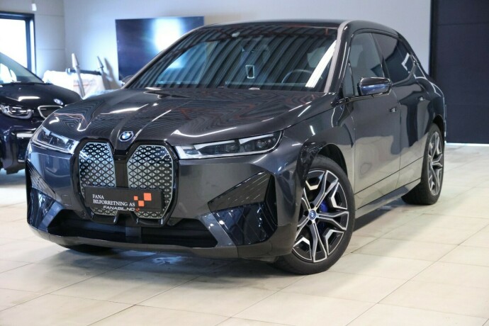 bmw-ix-xdrive-50-elektrisitet-2023-big-0