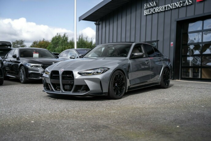 bmw-m3-bensin-2023-big-3