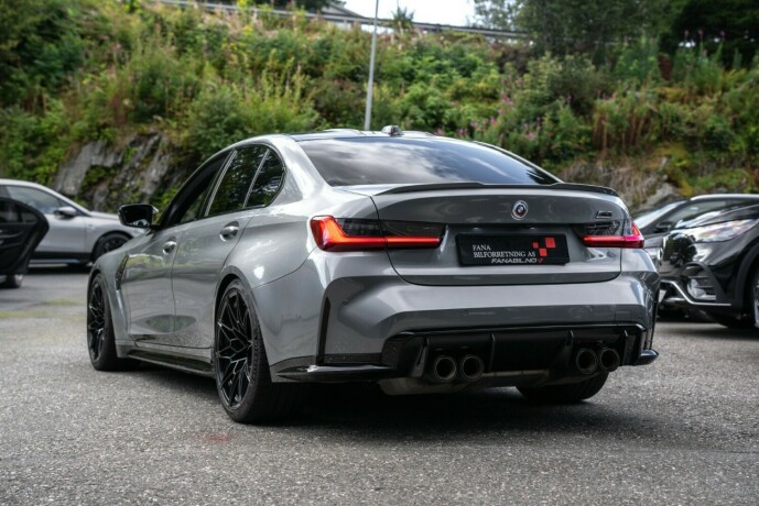 bmw-m3-bensin-2023-big-4