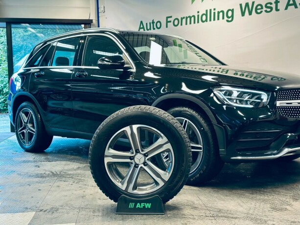 mercedes-benz-glc-elektrisitetbensin-2021-big-28