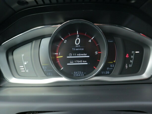 volvo-v70-diesel-2015-big-26