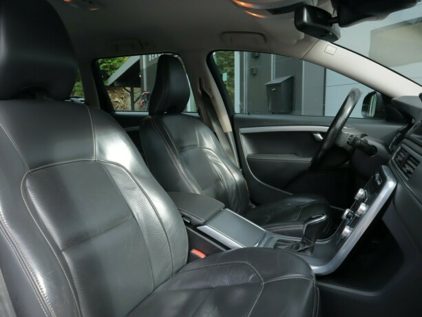 volvo-v70-diesel-2015-big-7