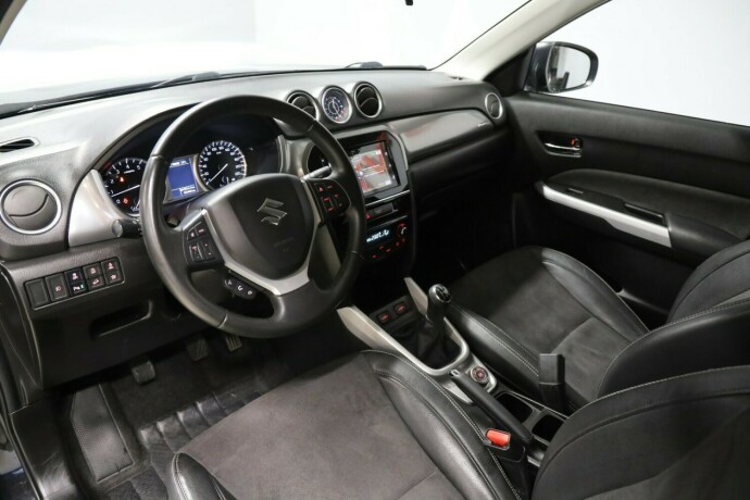 suzuki-vitara-bensin-2016-big-5