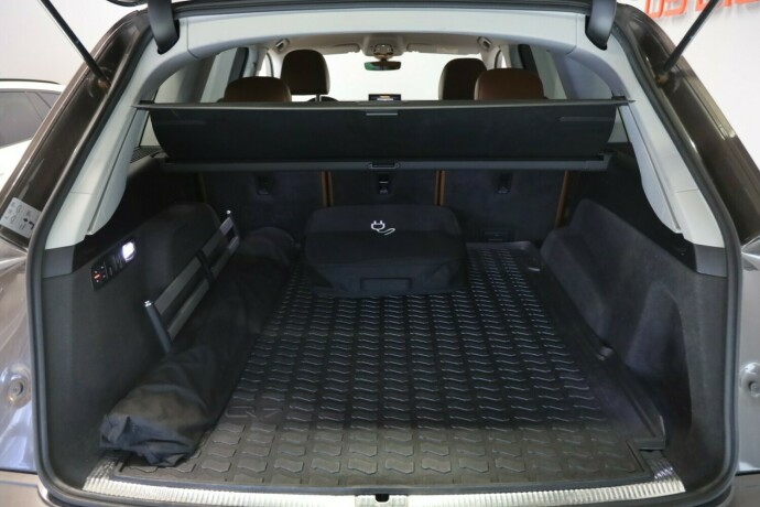 audi-q7-elektrisitetdiesel-2016-big-9