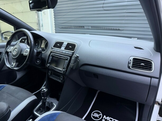 volkswagen-polo-bensin-2013-big-11