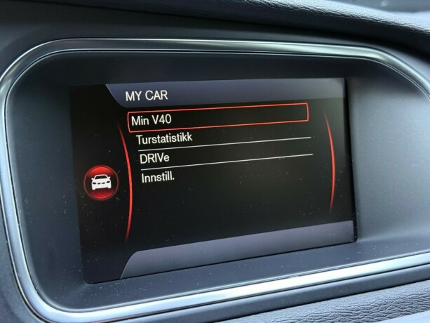 volvo-v40-diesel-2014-big-17