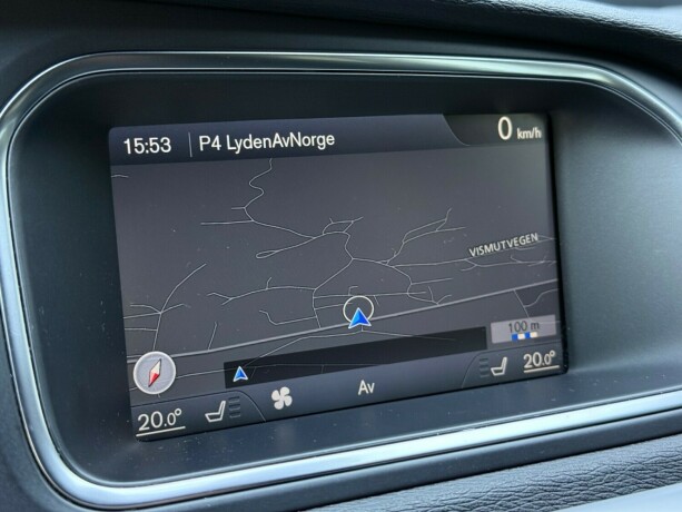 volvo-v40-diesel-2014-big-21