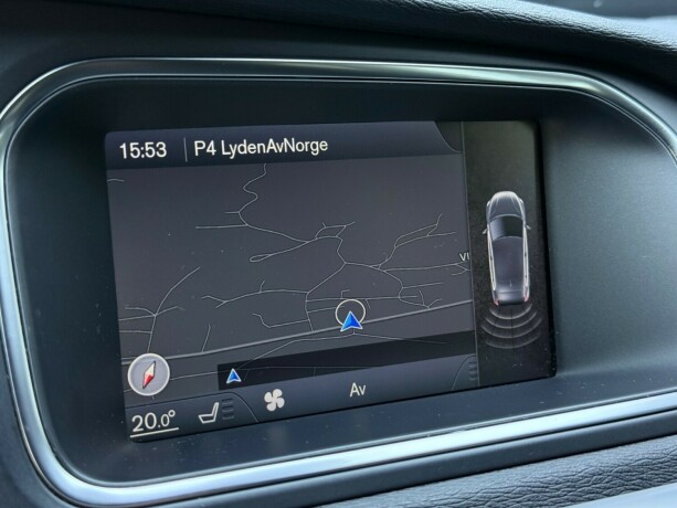 volvo-v40-diesel-2014-big-20