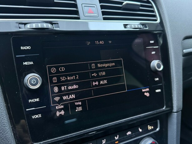 volkswagen-golf-elektrisitetbensin-2018-big-15