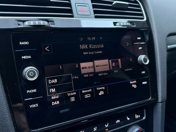 volkswagen-golf-elektrisitetbensin-2018-big-16