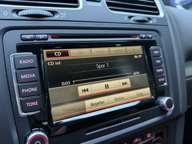 volkswagen-golf-bensin-2012-big-20