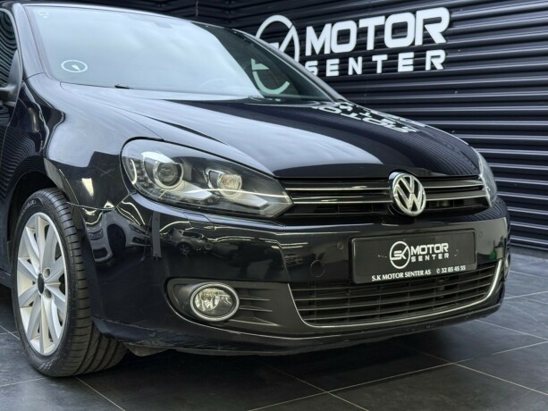volkswagen-golf-bensin-2012-big-4