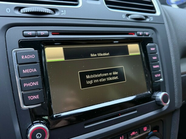 volkswagen-golf-bensin-2012-big-18