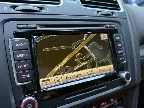 volkswagen-golf-bensin-2012-big-17