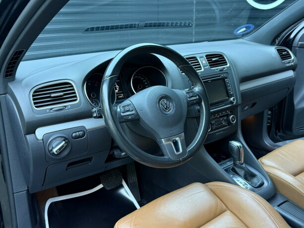 volkswagen-golf-bensin-2012-big-10