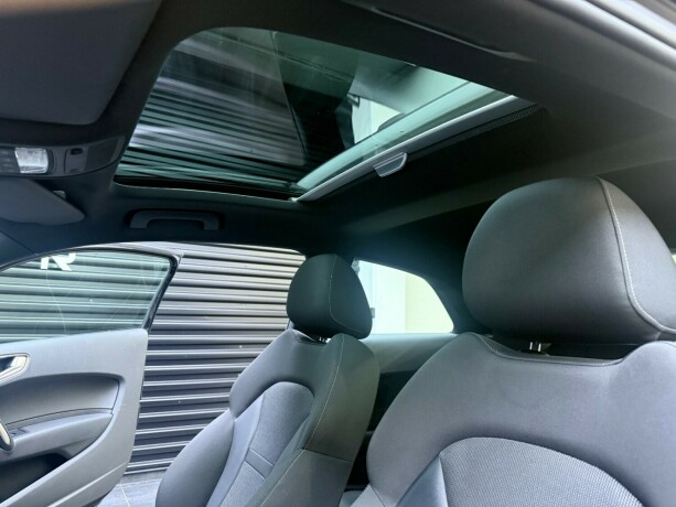 audi-a1-diesel-2011-big-30