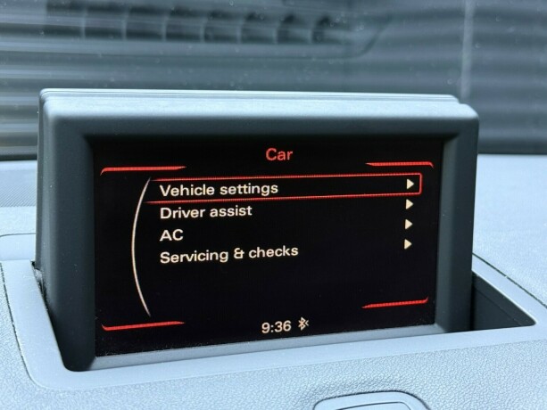 audi-a1-diesel-2011-big-18