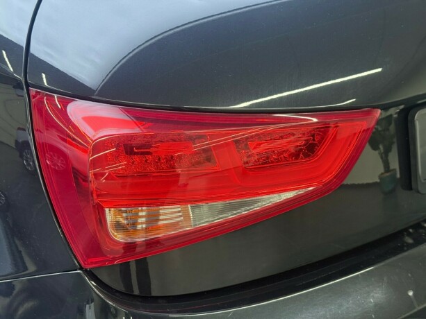 audi-a1-diesel-2011-big-6