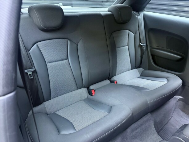 audi-a1-diesel-2011-big-31
