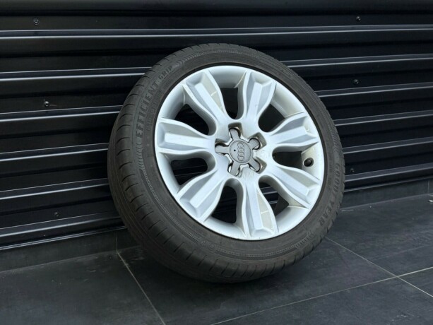audi-a1-diesel-2011-big-33